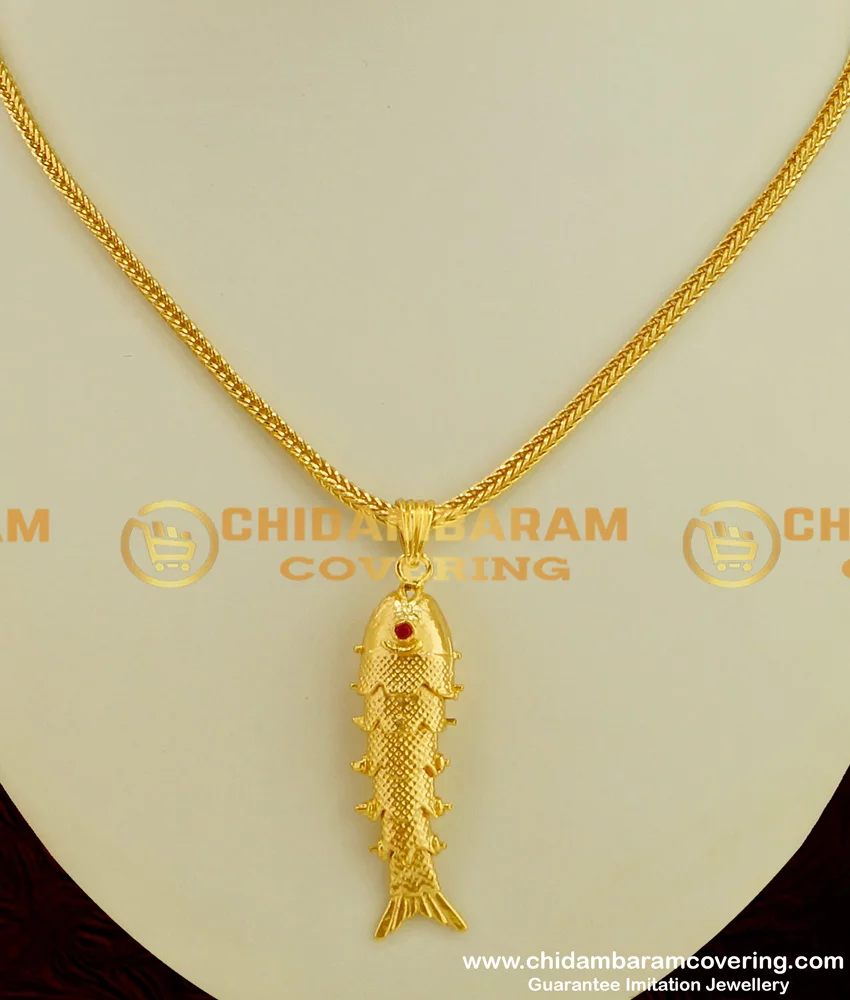 Gold chain deals with fish pendant